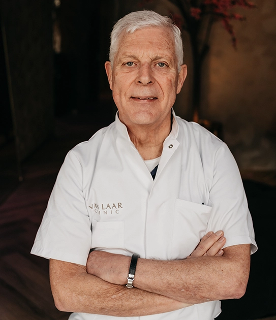 Dr. Jan C.F.M. Aghina